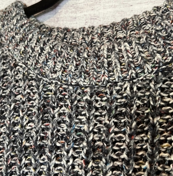 #185 Aerie Knit Sweater - Picture 2 of 7